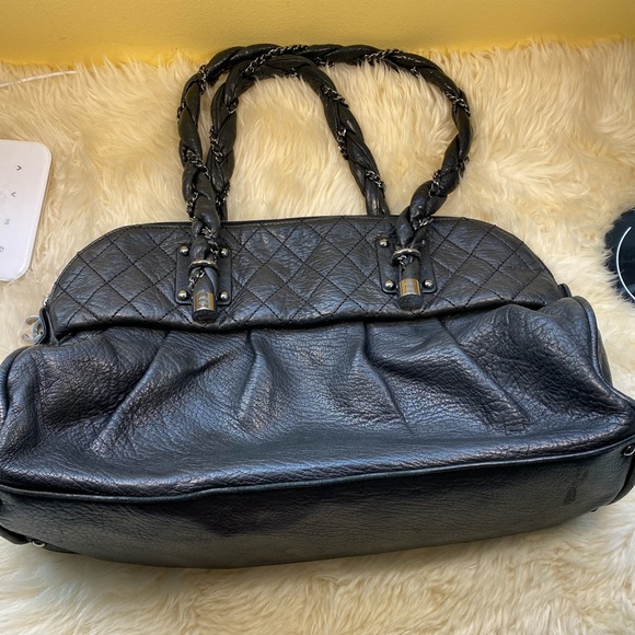 Pre loved authentic Chanel bag - Picture 7 of 15